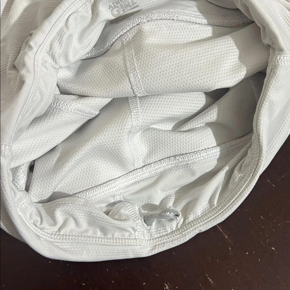 Athleta Girl The Swing Skirt Skort in Silver White, Size Medium 8 / 10